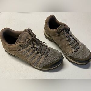 Columbia Yama II Hiking Sneakers Womens 8.5 Brown Trail Outdoors BL3850-265